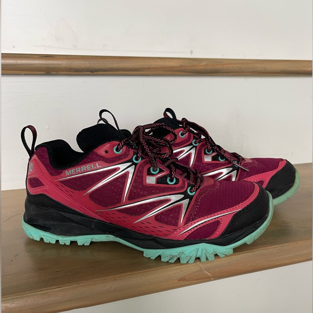 Merrell Capra Bolt Trail Outdoor Hiking Shoes Bright Red Teal Women's Size 6.5